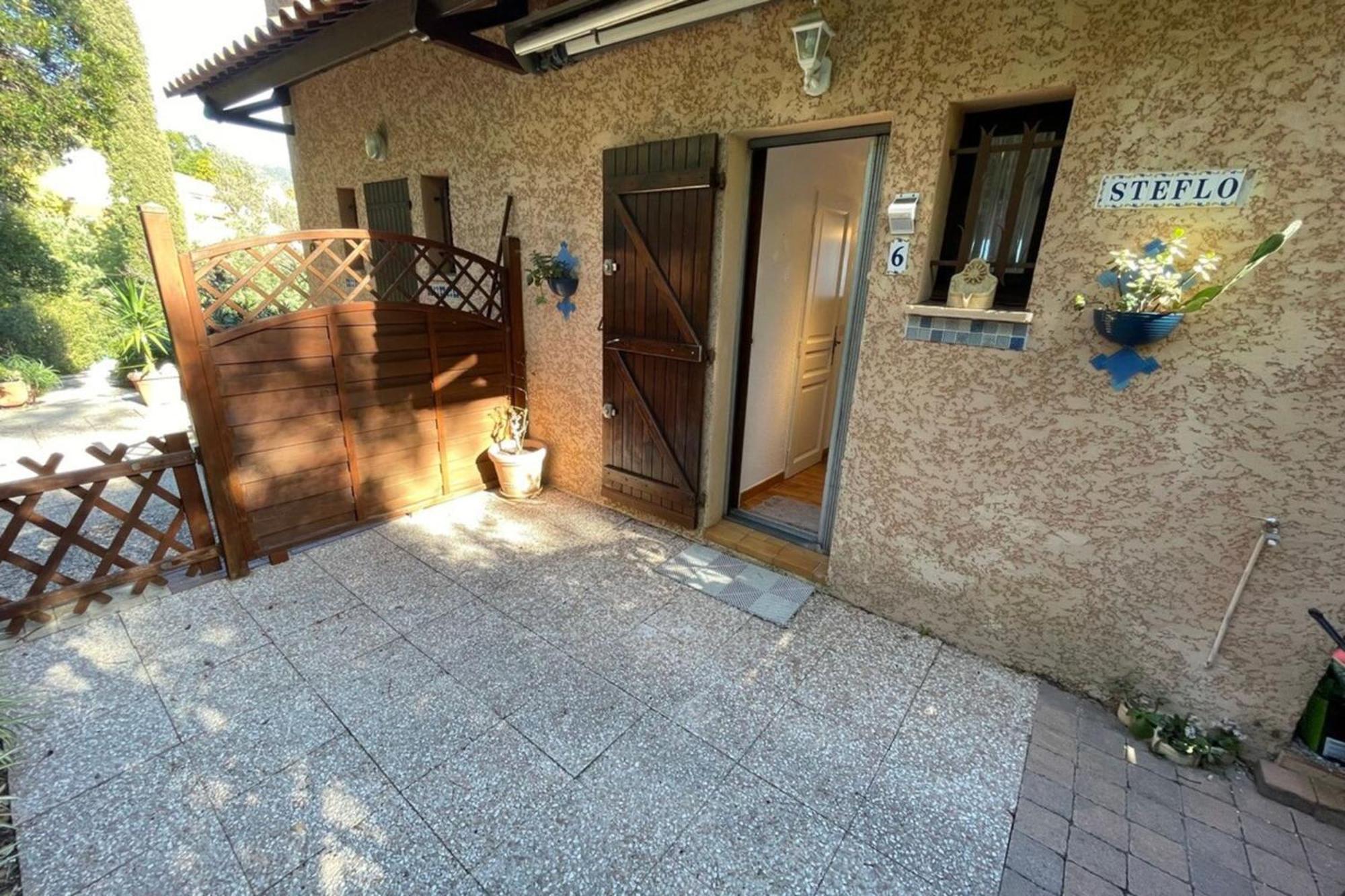 شقة Duplex In Pramousquier - Sea View لو لا فاندو المظهر الخارجي الصورة